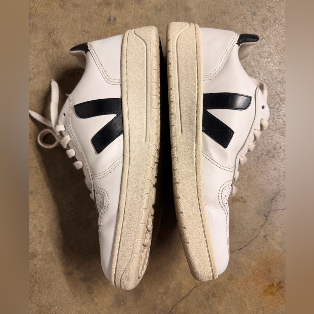 Veja Women's v-90 Leather Cream and Black Athletic Sneakers
